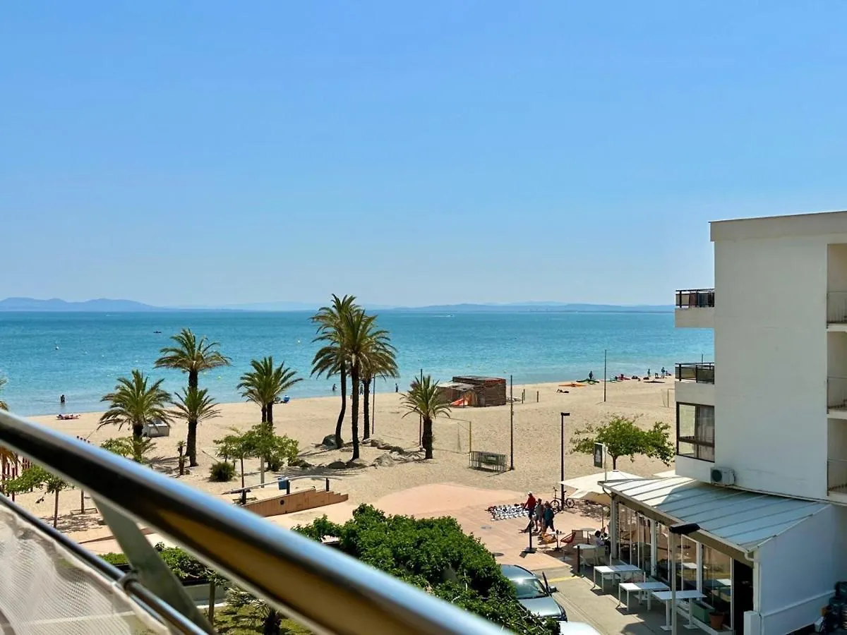 Marina Park Roses Apartment