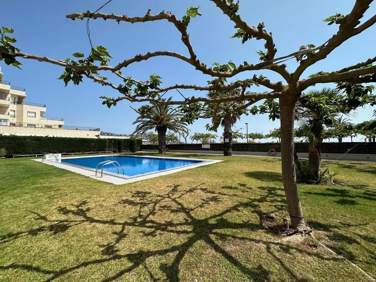 Marina Park Roses Apartment